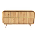 Moderne houtenkast met ribbelontwerp en gouden accenten