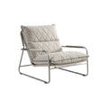 Moderne en ergonomische loungestoel met gestikt kussen en metalen frame