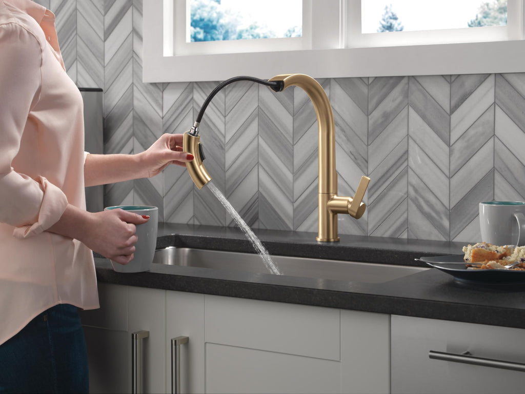 Delta Keele Brushed Nickel Kitchen Faucet with Pull Down Sprayer, Modern Single Hole Kitchen Sink Faucet, Single Handle, Spotshield Stainless 19824LF-SP