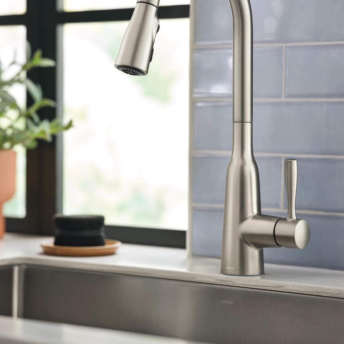 Moen Orivesi Stainless Pulldown Kitchen Faucet with Power Boost, Transitional Kitchen Faucet, One-Handle Single Hole High Arc, Easy Installation, Spot Resist Finish, 87891SRS
