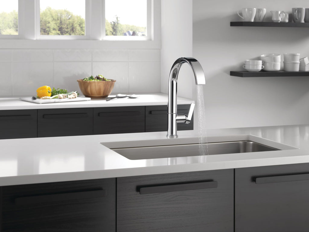 Delta Keele Brushed Nickel Kitchen Faucet with Pull Down Sprayer, Modern Single Hole Kitchen Sink Faucet, Single Handle, Spotshield Stainless 19824LF-SP
