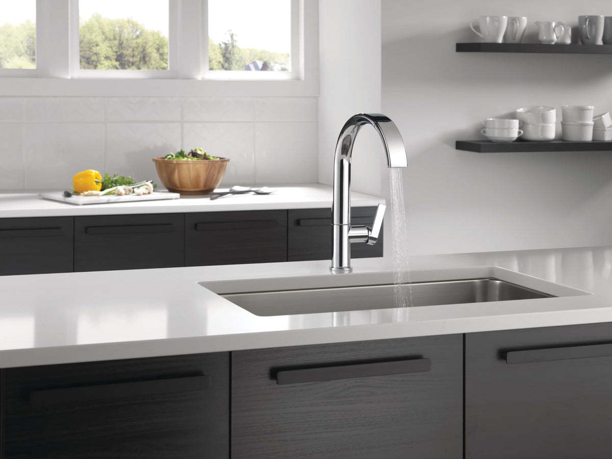 Delta Keele Brushed Nickel Kitchen Faucet with Pull Down Sprayer, Modern Single Hole Kitchen Sink Faucet, Single Handle, Spotshield Stainless 19824LF-SP