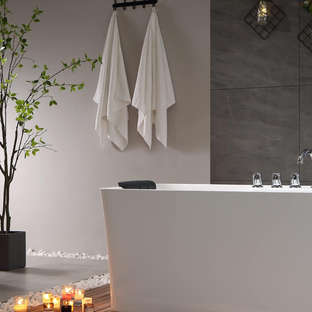 Empava 59" White Freestanding Rectangular Whirlpool Bathtub with 8 Adjustable Hydromassage Jets, ETL-Certified, 60-Gallon Capacity, Double-Ended Design & Two Pillows â Spacious for All Body Types