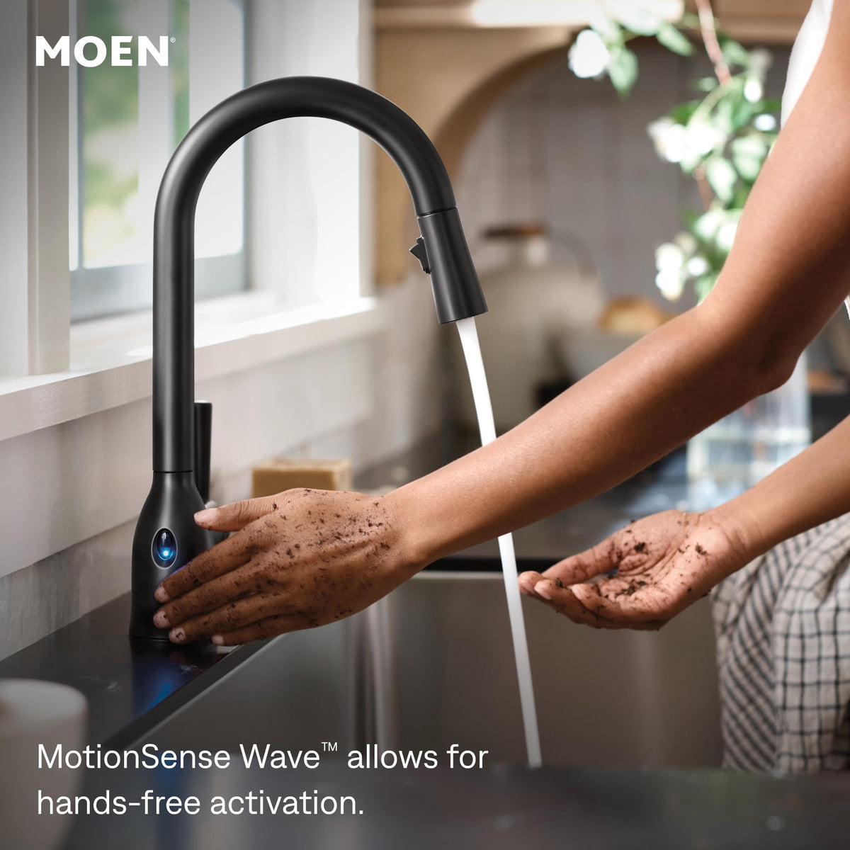 Moen Arbor Spot Resist Stainless One-Handle Pulldown Kitchen Faucet with Sprayer and a Reflex Docking System, Kitchen Sink Faucet Featuring Power Boost for a Faster Clean, 7594SRS