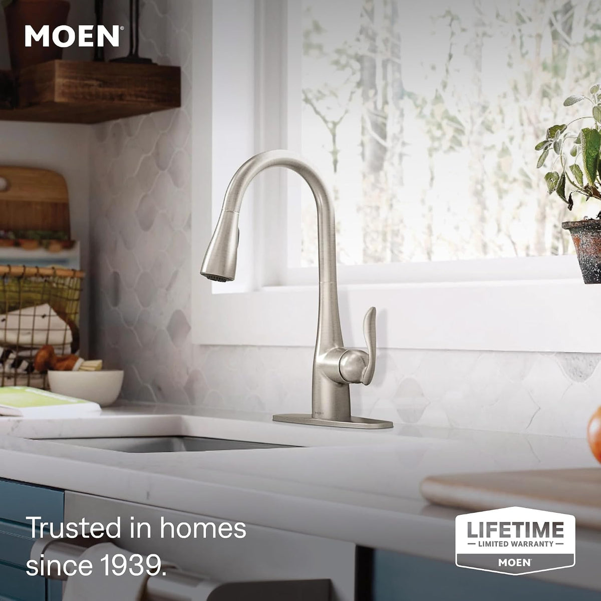 Moen Arbor Spot Resist Stainless One-Handle Pulldown Kitchen Faucet with Sprayer and a Reflex Docking System, Kitchen Sink Faucet Featuring Power Boost for a Faster Clean, 7594SRS