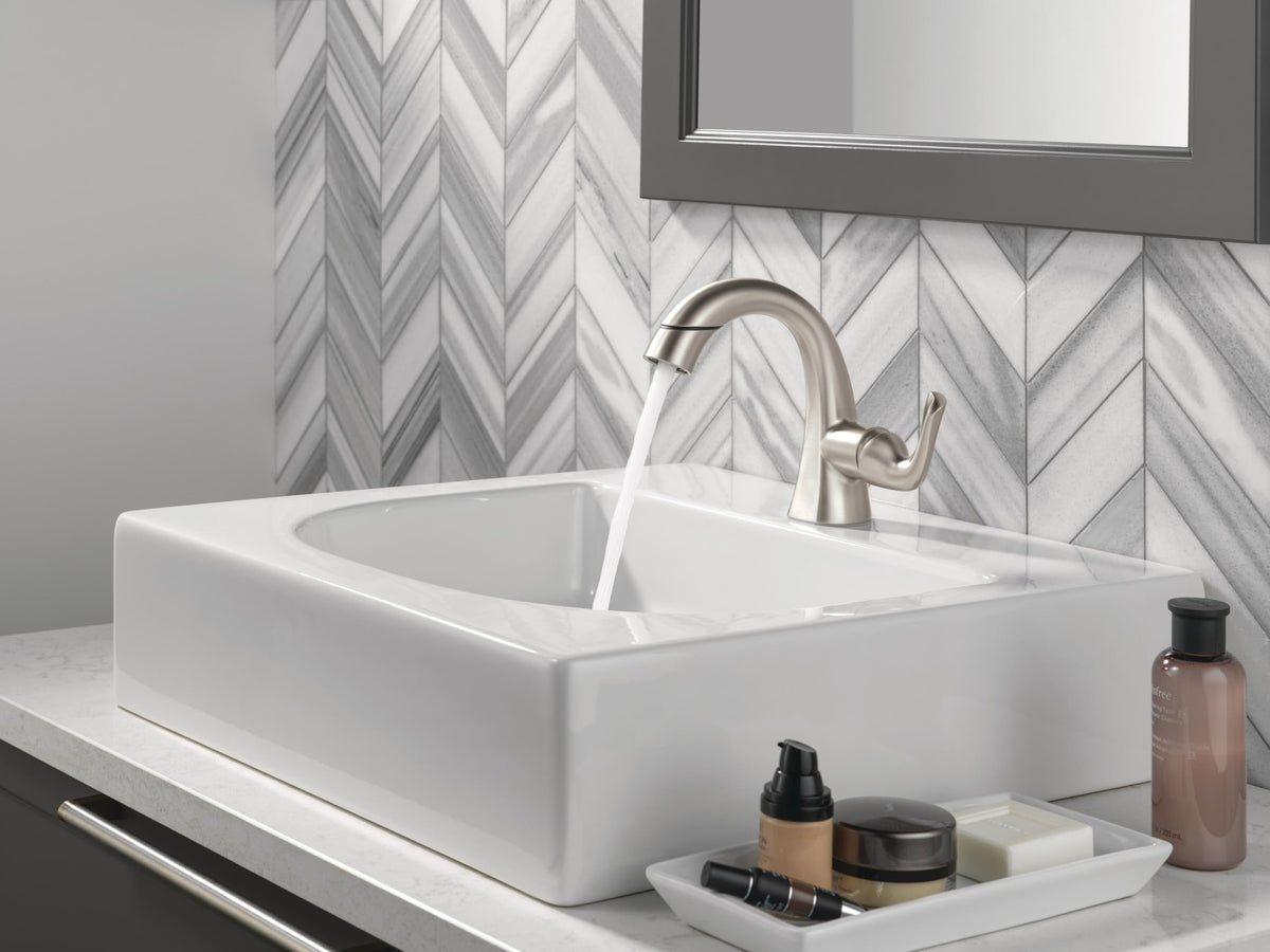 Delta Arvo Brushed Nickel Bathroom Faucet 1 Hole, Single Hole Bathroom Sink Faucet for Vanity, Push-Pop Drain Assembly, Spotshield Stainless 15840LF-SP