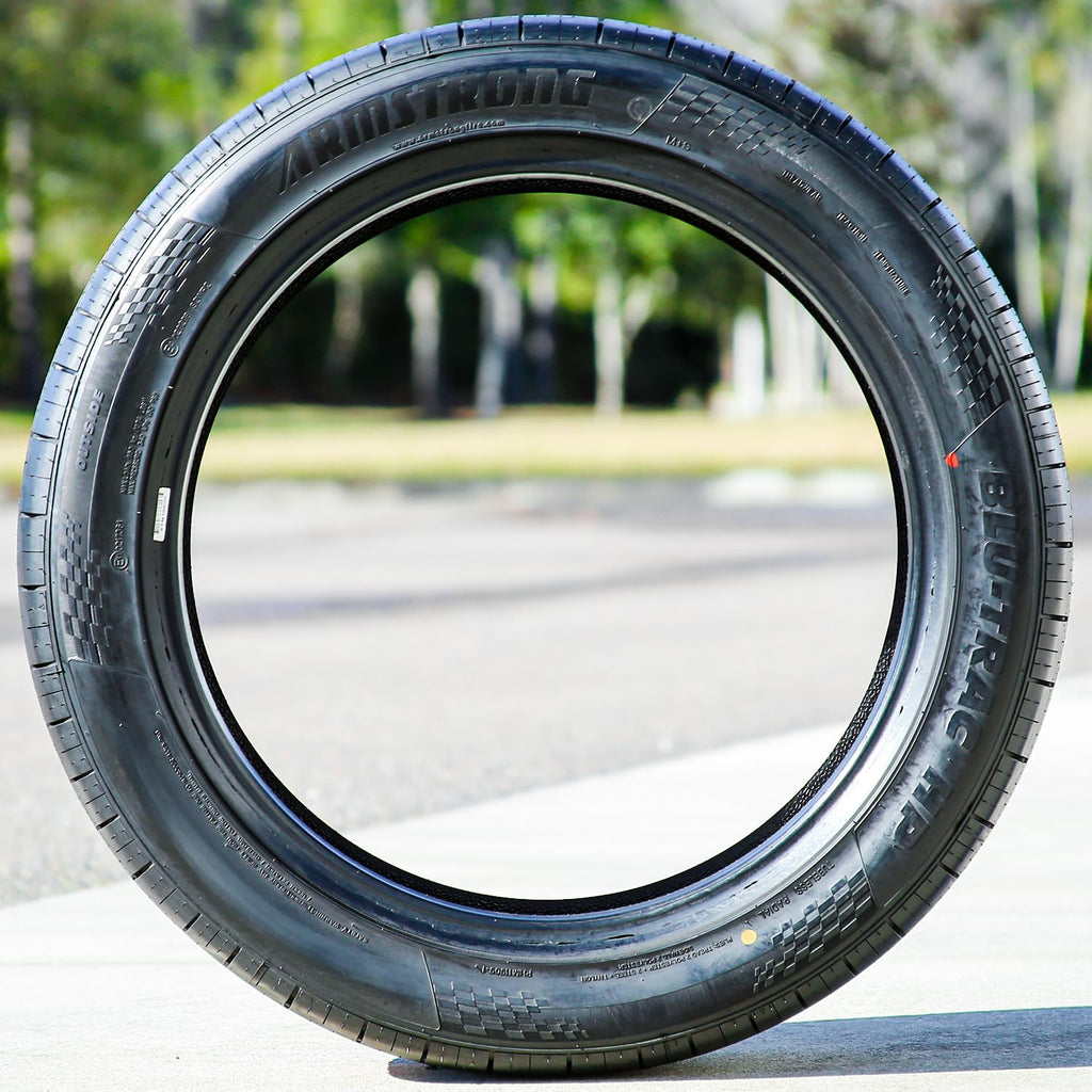 Armstrong Blu-Trac HP 235/45R18 98W XL All Season Passenger Tire