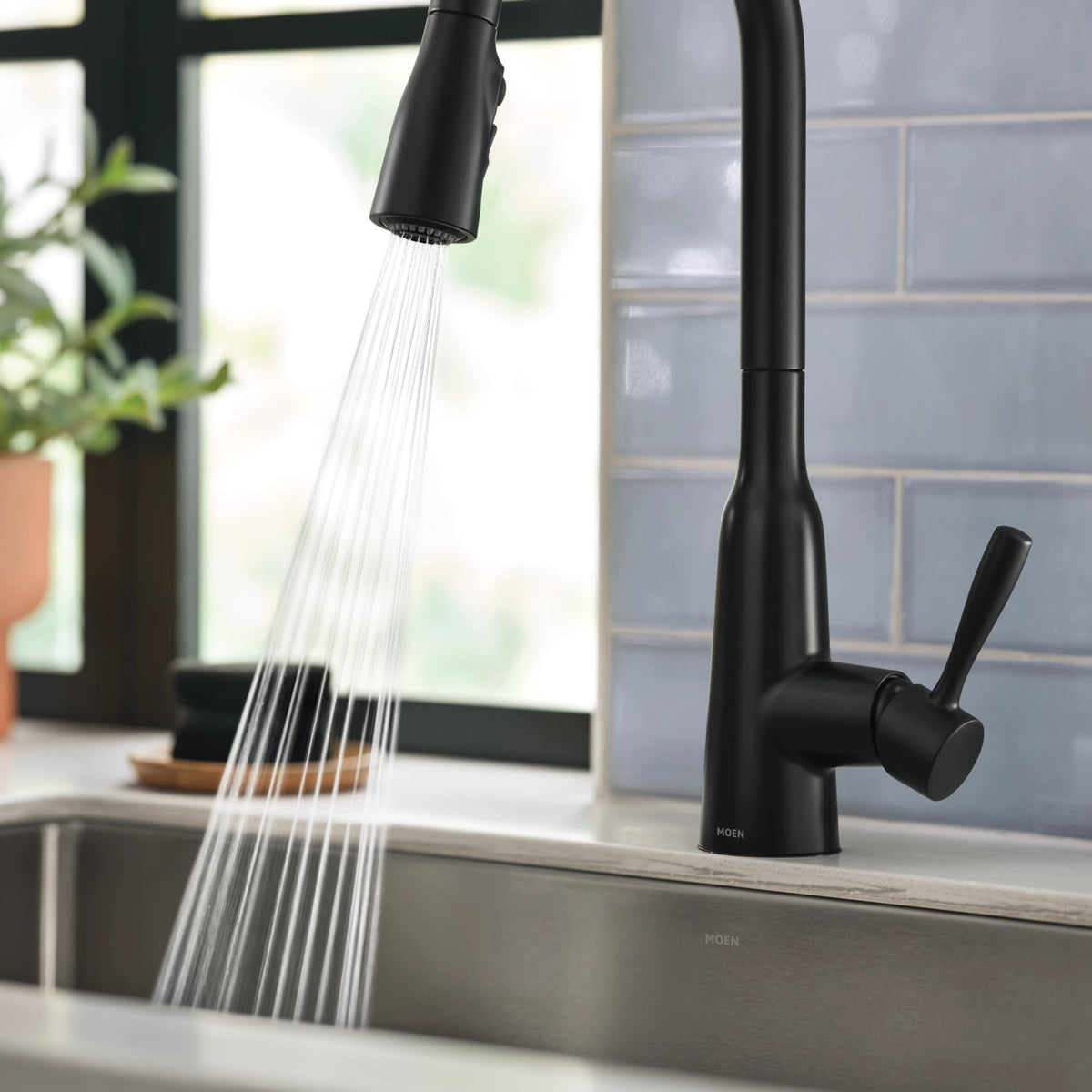 Moen Orivesi Stainless Pulldown Kitchen Faucet with Power Boost, Transitional Kitchen Faucet, One-Handle Single Hole High Arc, Easy Installation, Spot Resist Finish, 87891SRS
