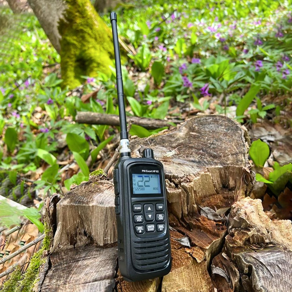 Portable CB Radio Station PNI 82, Multi Standard, 4W, 12V, AM-FM, NRC, Dual Watch, Roger Beep, Adjustable ASQ SQ, VOX