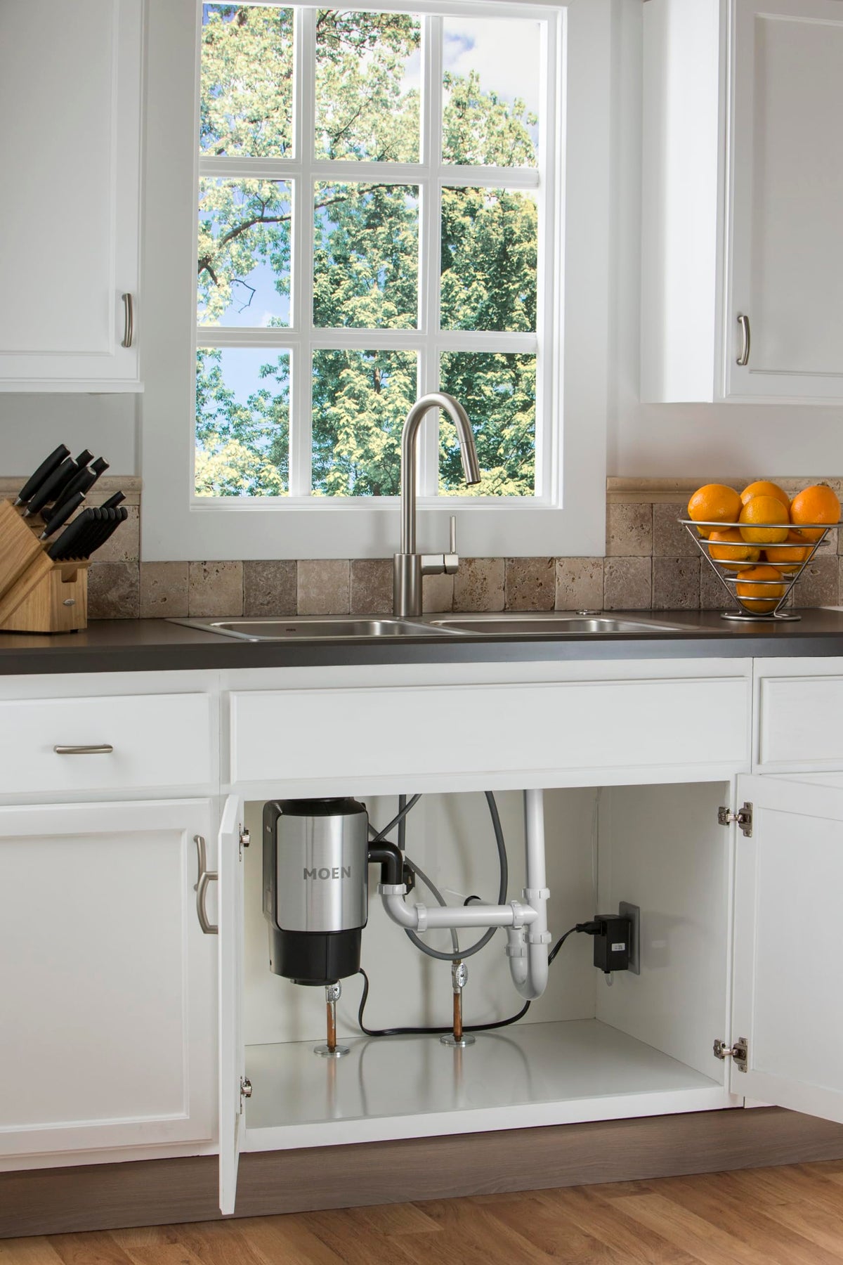 Moen Align Spot Resist Stainless Pulldown Kitchen Faucet, Single Hole, Modern Spring Style with Pre-Rinse and Power Boost Pull Down Sprayer, Easy Installation, 5923SRS