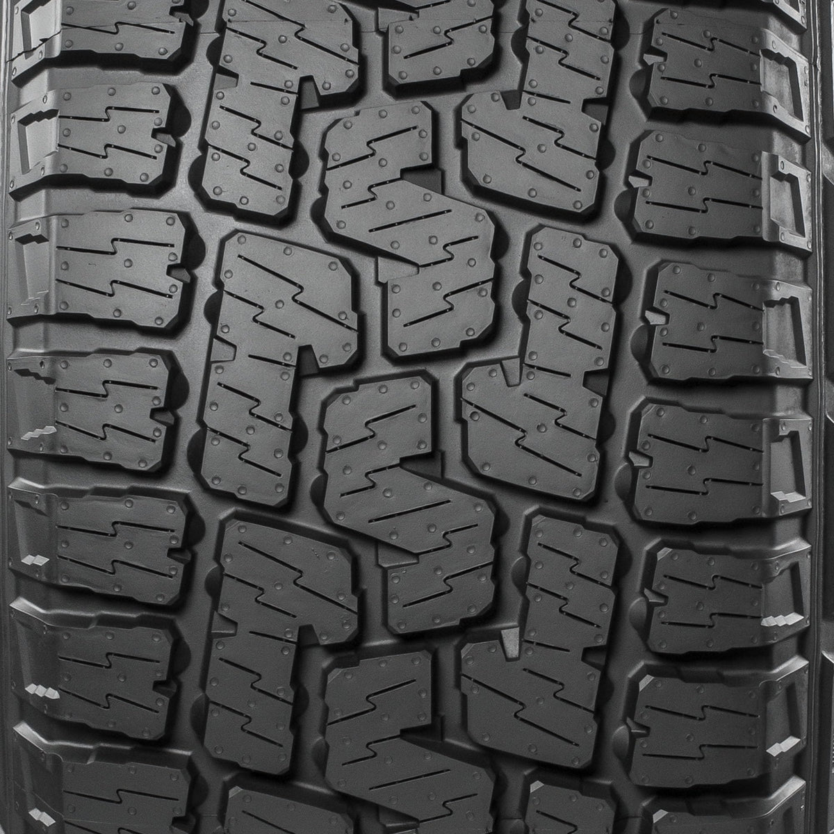 Pirelli Scorpion All Terrain Plus 275/60R20 115T All Terrain Tire
