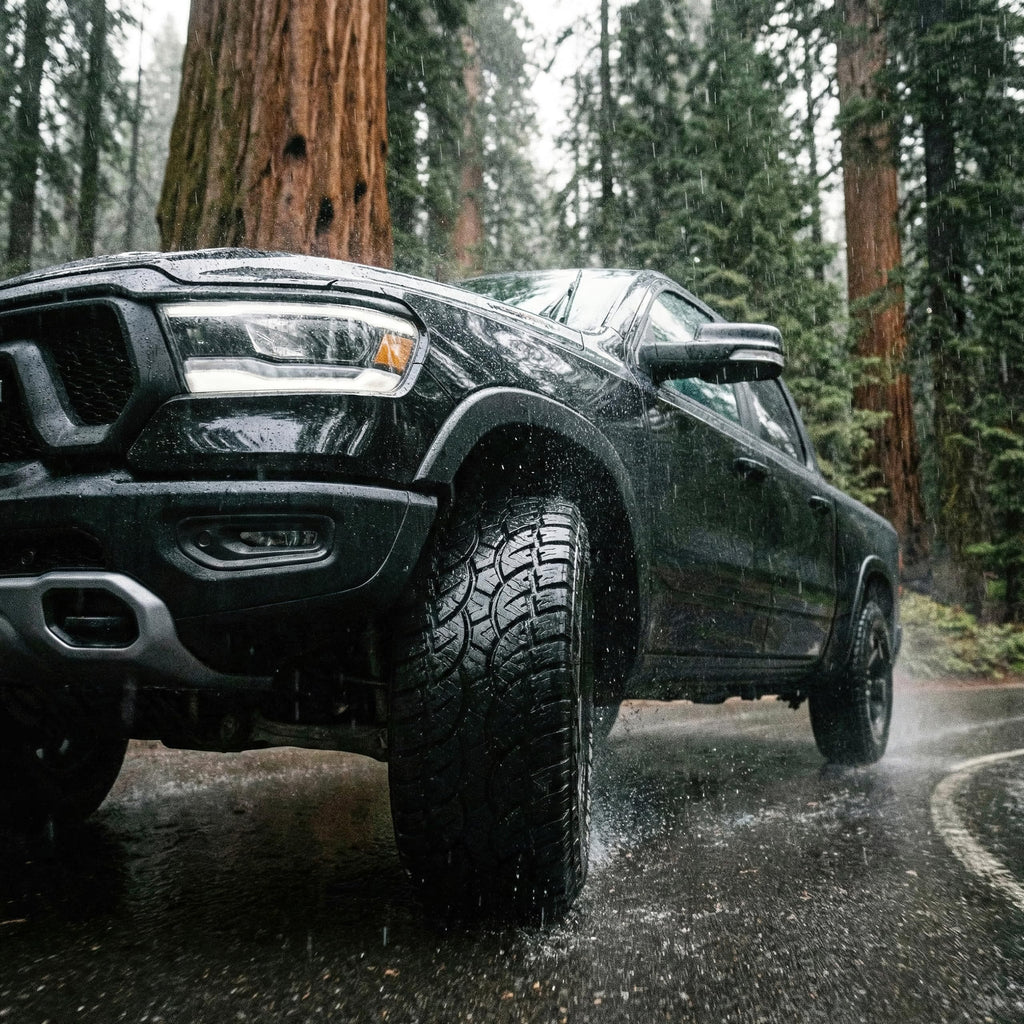 ATTURO Trail Blade A/T All-Terrain Tire, 255/70R16 111T